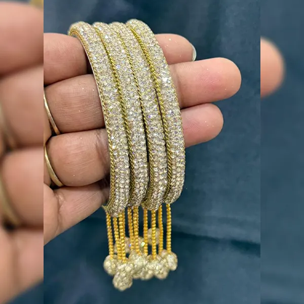 border-Bangles